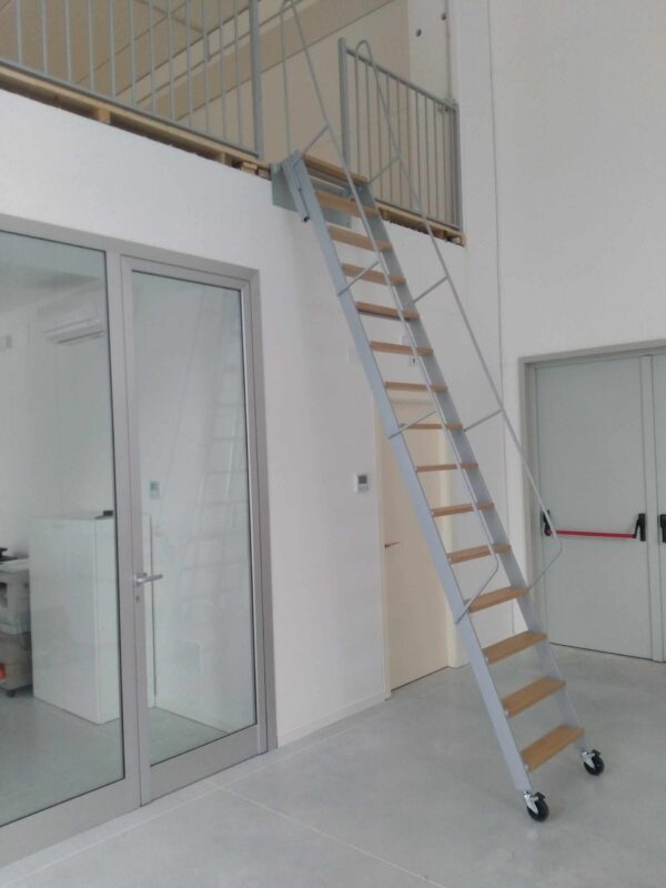 Escalera de rampa rigida para altillo - Imagen 5