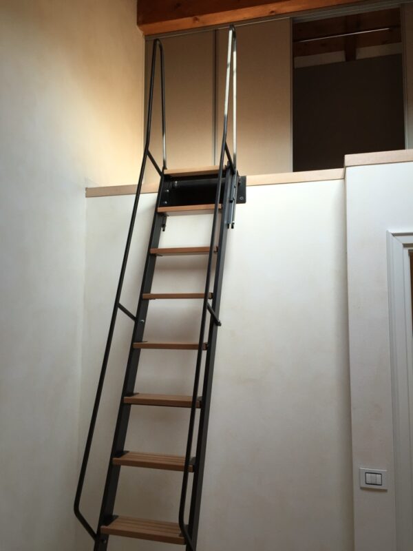 Escalera de rampa rigida para altillo - Imagen 2