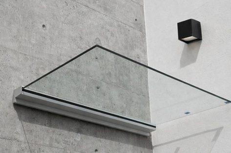 Marquesina de cristla mini rfserveis portada 01 Escalera de caracol redonda con peldaños de madera RF20-R2, Rfserveis